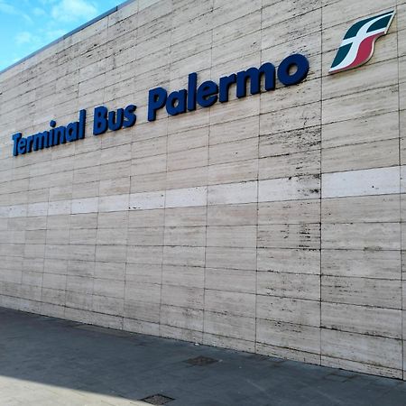 Stazione Di Palermo Affitti Apartment Bagian luar foto