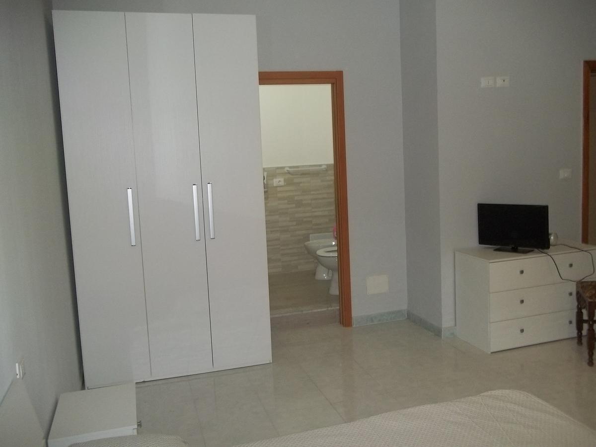 Stazione Di Palermo Affitti Apartment Bagian luar foto