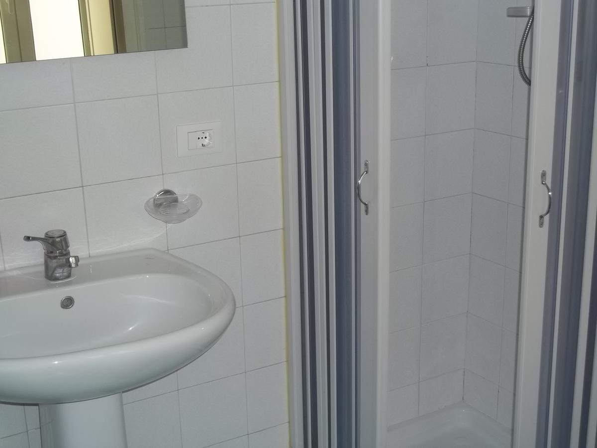 Stazione Di Palermo Affitti Apartment Bagian luar foto