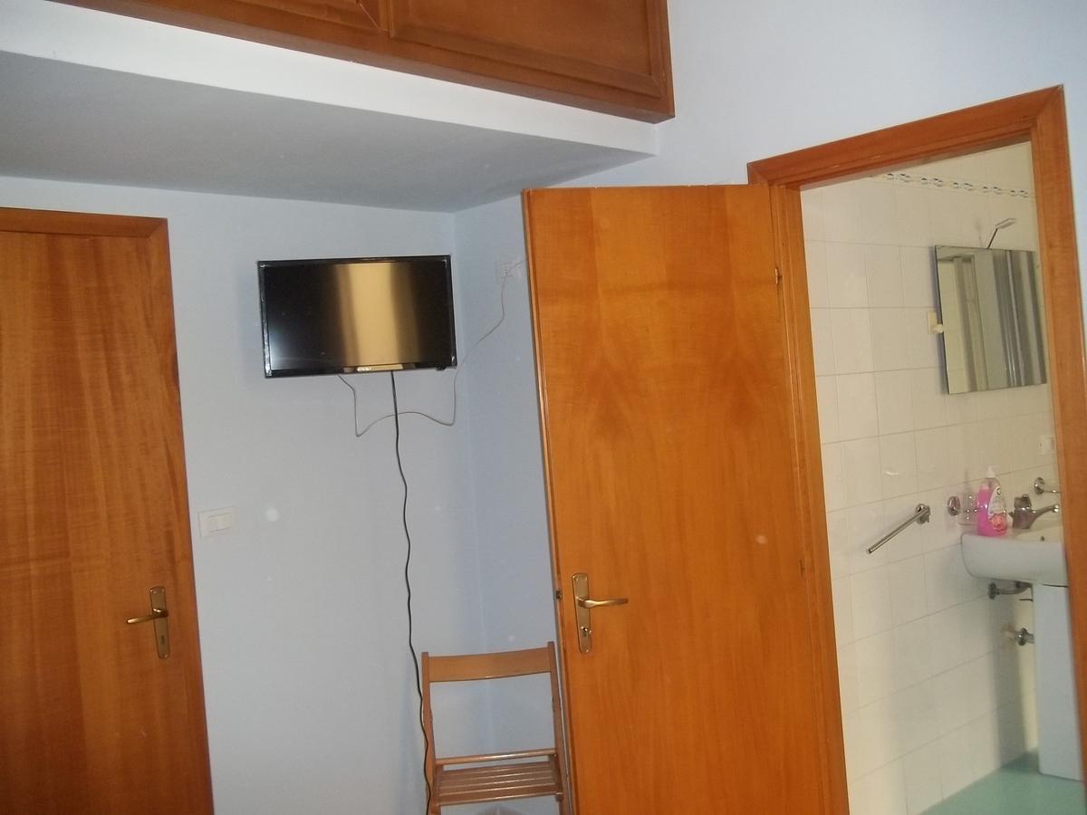 Stazione Di Palermo Affitti Apartment Bagian luar foto
